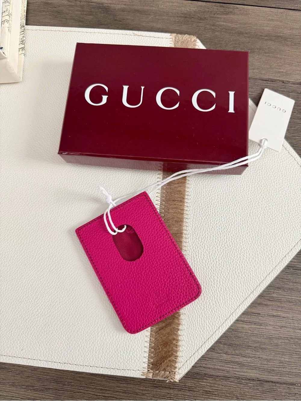 Gucci Hot Pink magnet & Light Pink Floral Leather Card Holder with GG Canvas